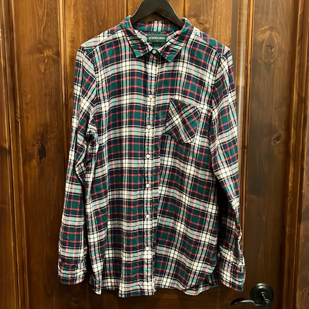 J. Crew 16 J. Crew 16 Tall Green, Blue and Red Plaid Long-Sleeved Flannel Cotton